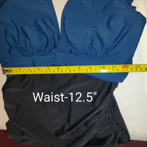 Bloomin Jelly Swimsuit LARGE Tiered Flutter Sleeves Ruching Turquoise Black NWT - Picture 14 of 16